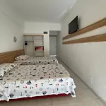 Hotel Status 2*