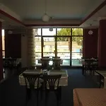 فندق Status فتحية