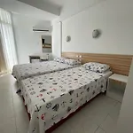 Status 2* פאטהיה