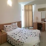 Status מלון פאטהיה